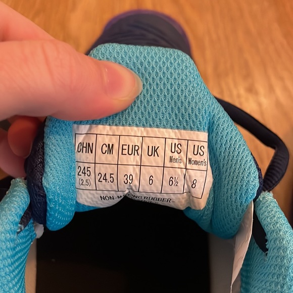 Womens Tennis Shoe: Yonex Sonicage 2 - Picture 6 of 7